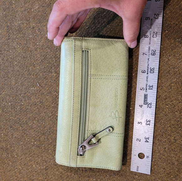 B. MAKOWSKY Vintage Green Leather tri-fold Wallet leopard lining - Picture 4 of 9